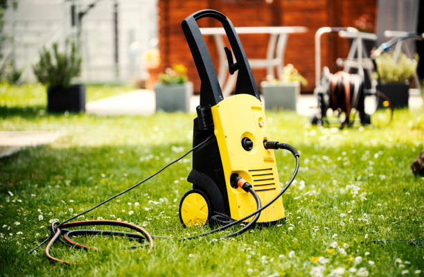 Best Deck and Patio Pressure Washing in Falfurrias, TX